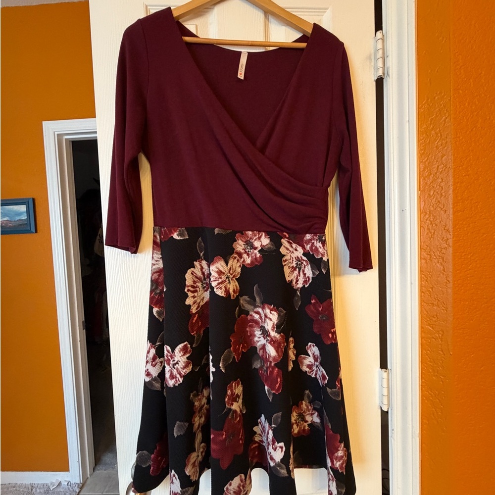 Gilli Burgundy and Black Floral Midi Dress